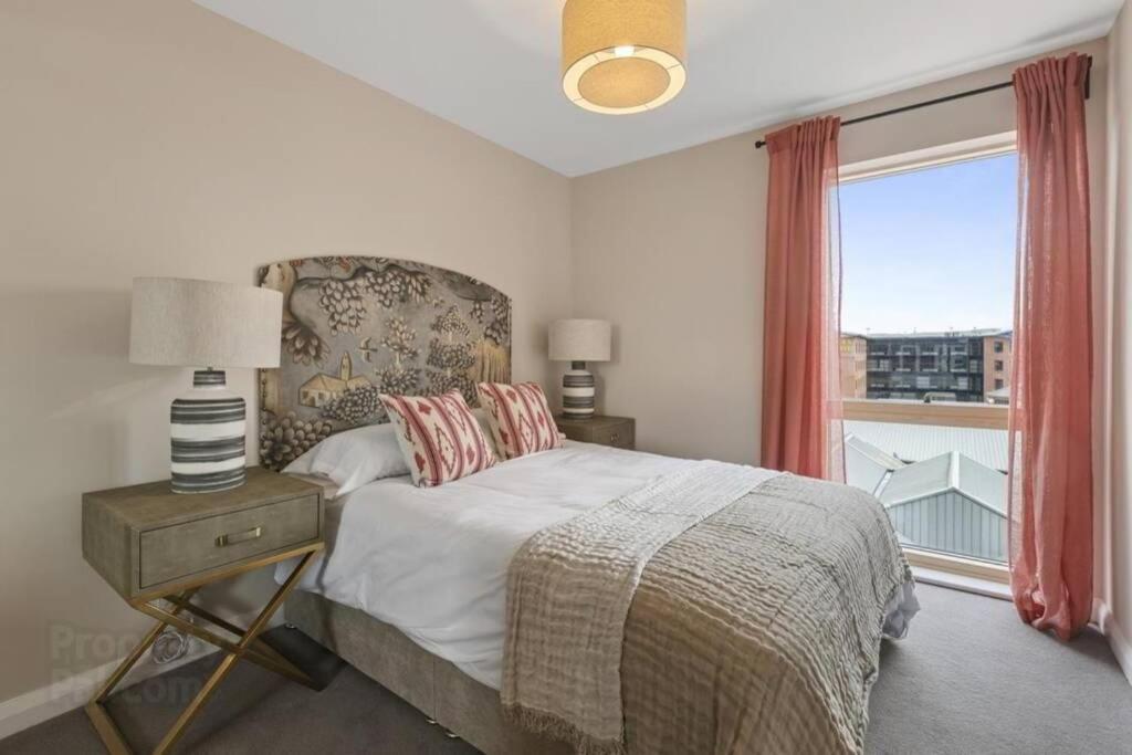 בלפסט 5* Luxury, City Centre, Brand New Development מראה חיצוני תמונה